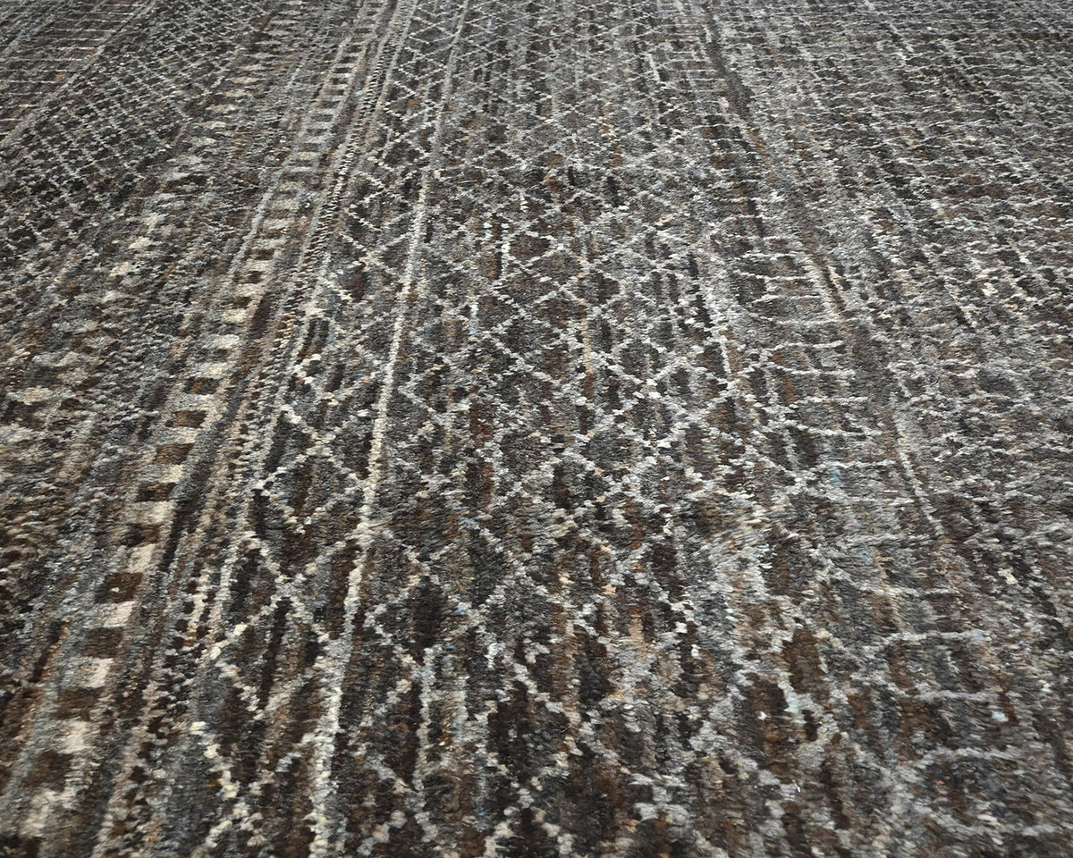 Alfombra marroquí de lana tejida a mano en marrón de 9 x 12 pulgadas