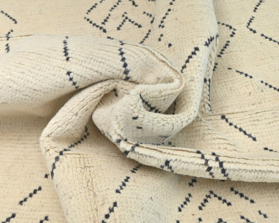 7x11 Moroccan Beige Hand Woven Wool Area Rug
