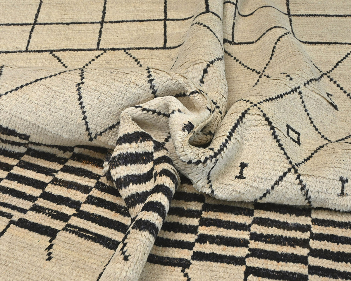 8x10 Moroccan Beige Hand Woven Wool Area Rug