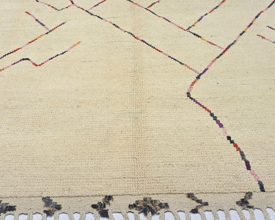 Alfombra marroquí de lana tejida a mano en beige de 8 x 11 pulgadas