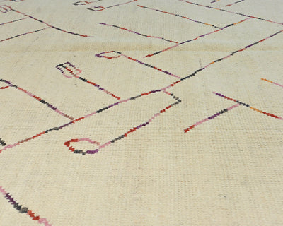 Alfombra marroquí de lana tejida a mano en beige de 8 x 11 pulgadas