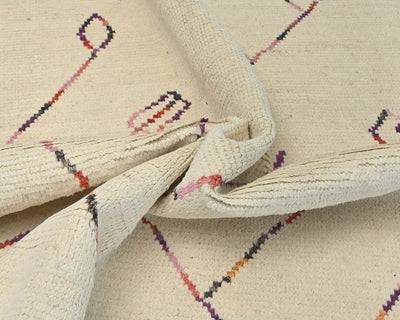 Alfombra marroquí de lana tejida a mano en beige de 8 x 11 pulgadas