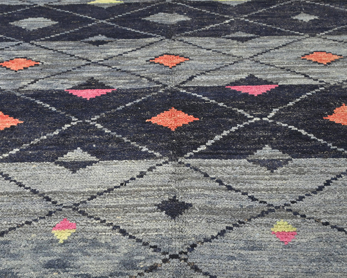 8x11 Moroccan Gray Hand Woven Wool Area Rug