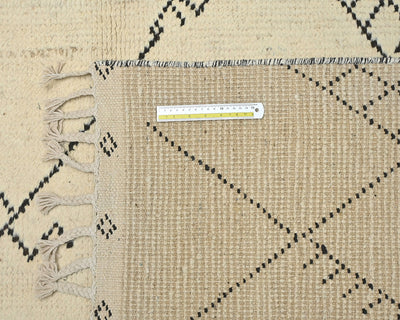 Alfombra marroquí de lana tejida a mano en beige de 9 x 13 pulgadas