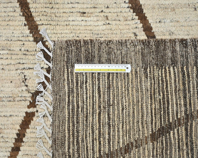 Alfombra marroquí de lana tejida a mano en beige de 10 x 14 pulgadas