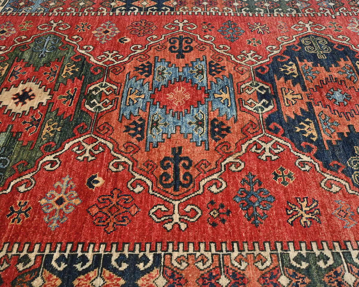Alfombra de lana teñida vegetal anudada a mano Ersari roja de 4x6