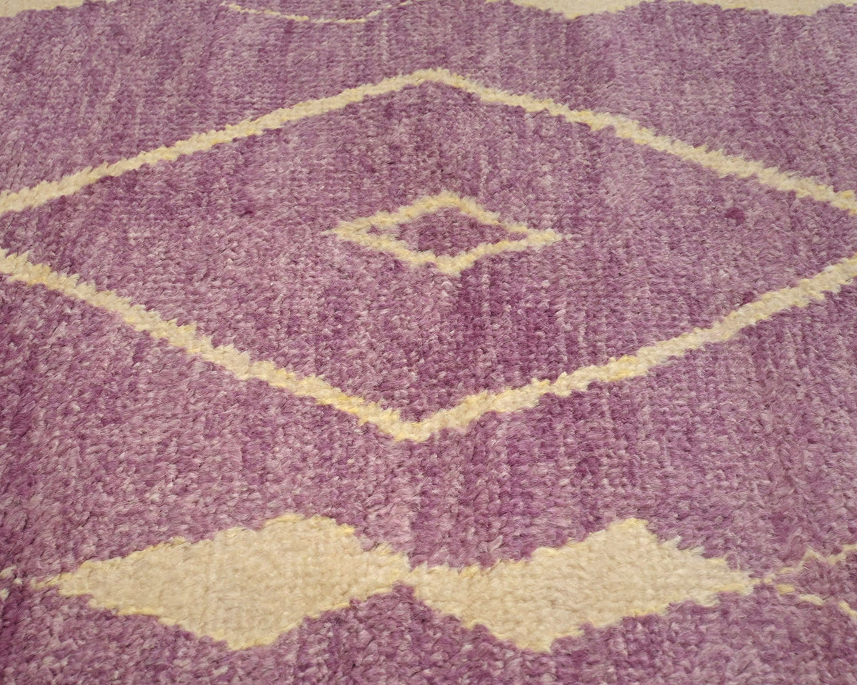 Alfombra marroquí de lana morada tejida a mano de 3 metros