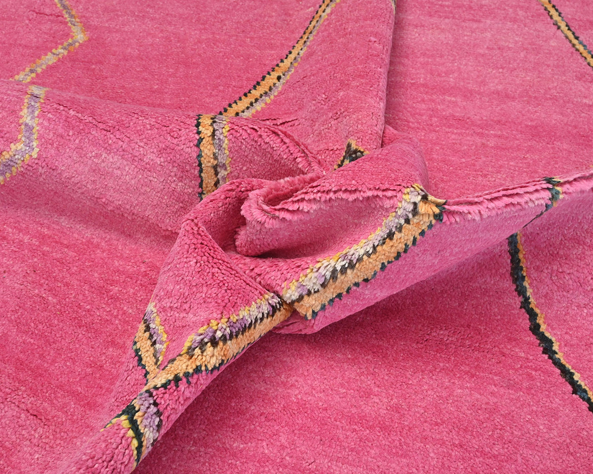 Alfombra marroquí de lana tejida a mano en color rosa de 8 x 11 pulgadas