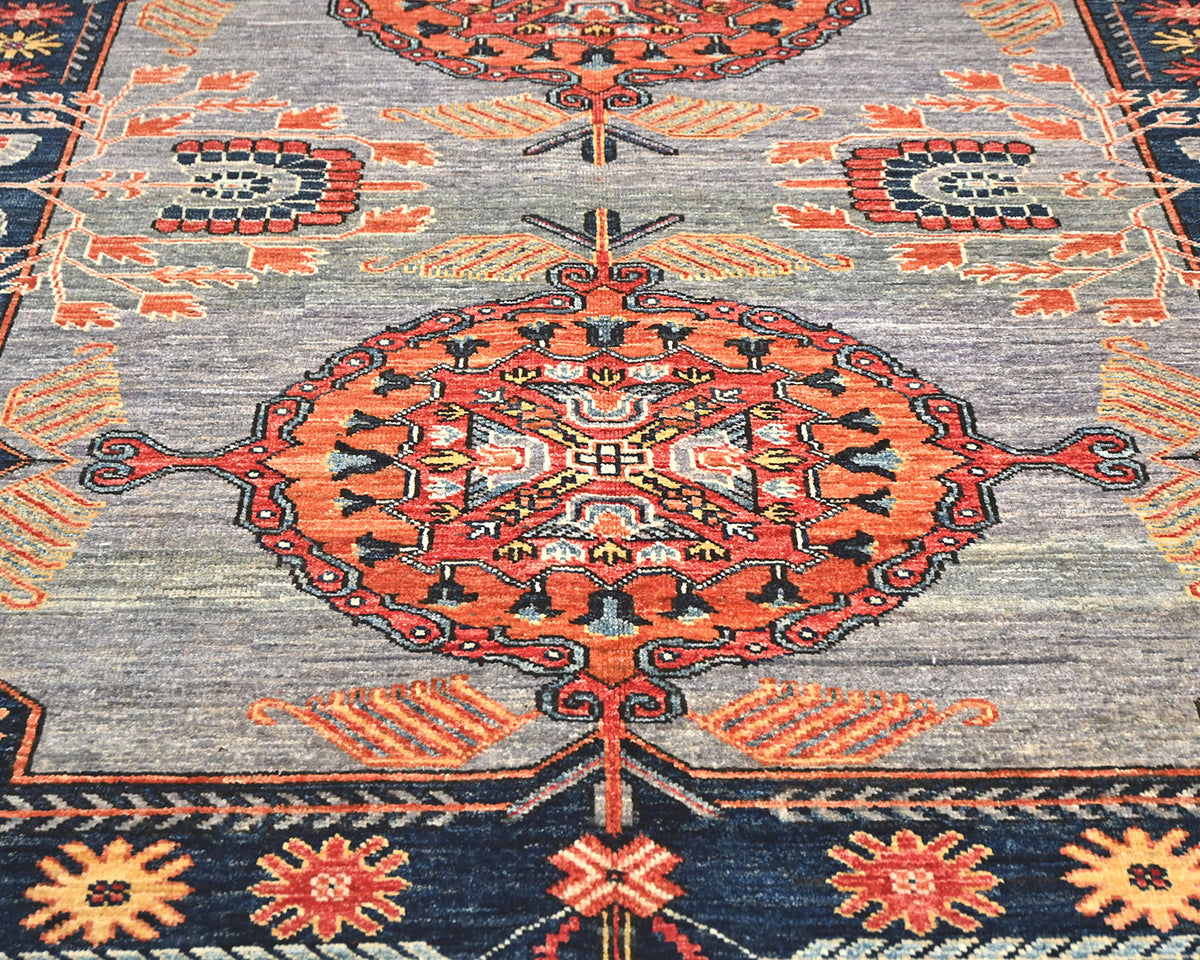 Alfombra afgana Ersari de lana teñida vegetal anudada a mano, color gris óxido, 5x7